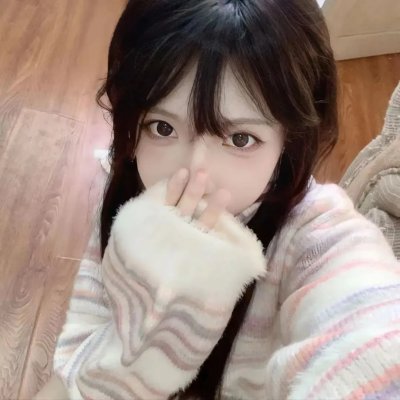 女孩爱跑步